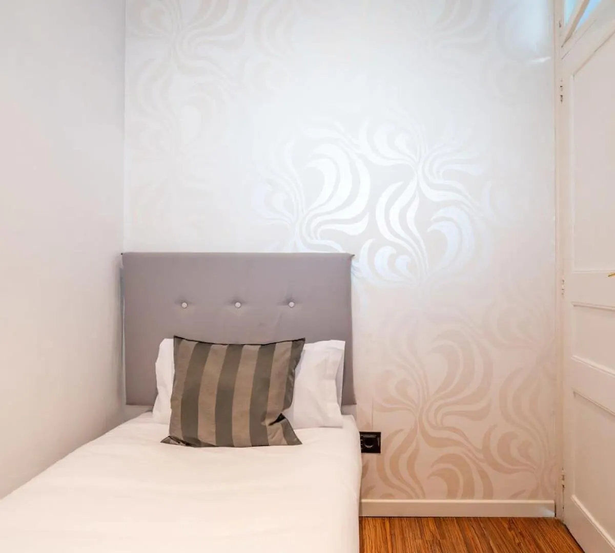 Comfortable And Huge 4Bd - 2Bth Rambla Catalunya Barcelona Spanje